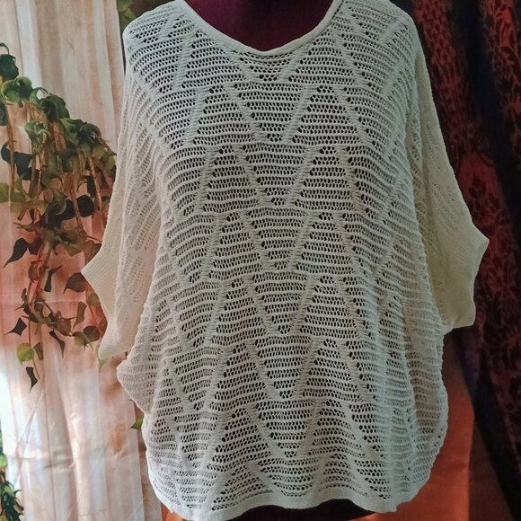 Lane Bryant 26/28 White Sweater Short-Sleeve Stitch Knit - Picture 1 of 4
